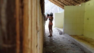 espioi kamera espainiar unibertsitateko lankide bati